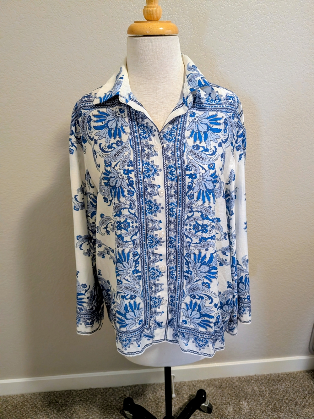H&M Blue and White Paisley Long Sleeve Button-Up Blouse